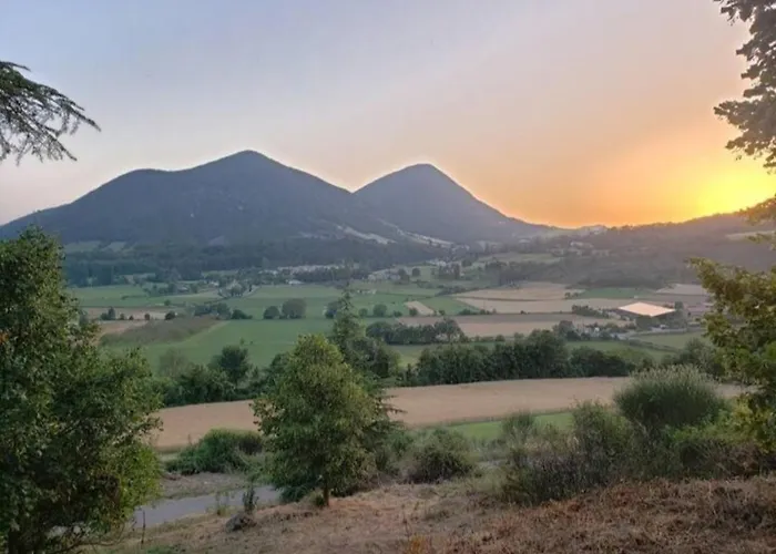 Hébergement de vacances La Maisonnette, *